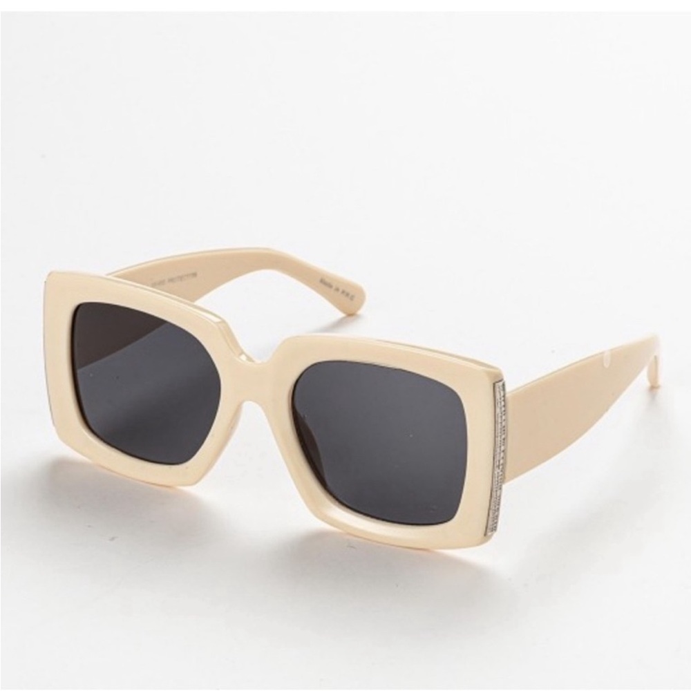 Retro Oversized Square Cream Sunglasses